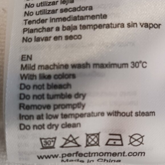 Perfect Moment, Ski Wear, XL "Misty" Sweatshirt, White Terry, Relaxed Silhouette - Picture 12 of 12